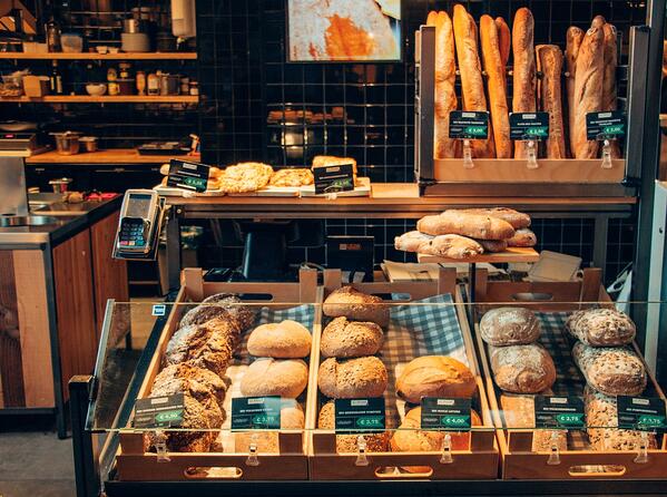 How to Look for a Reliable Cake Shop